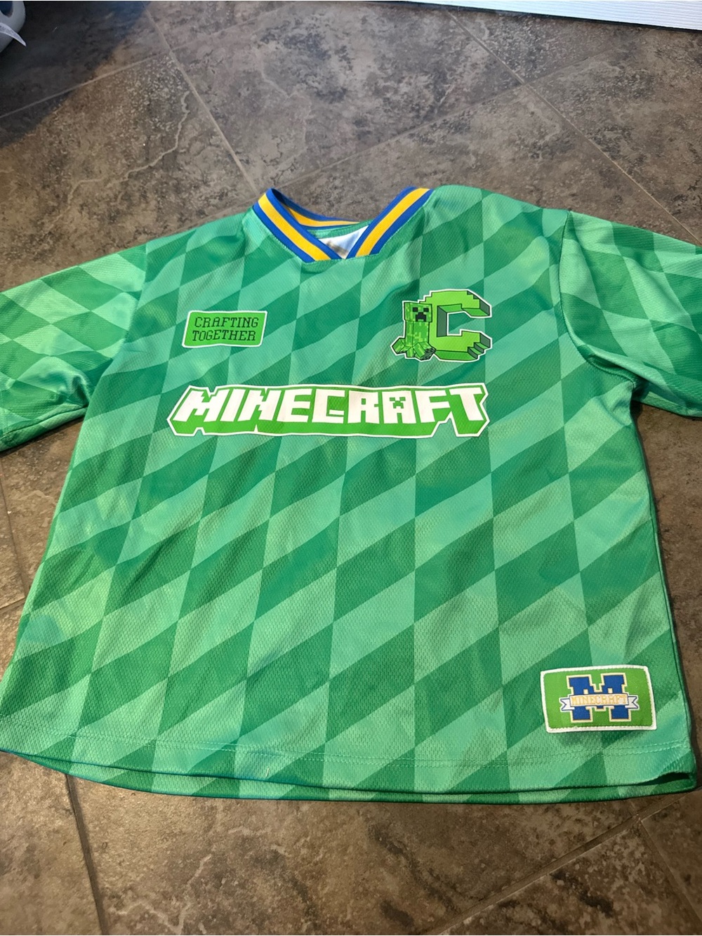🫜NWOT Kids' Green Minecraft Jersey Top